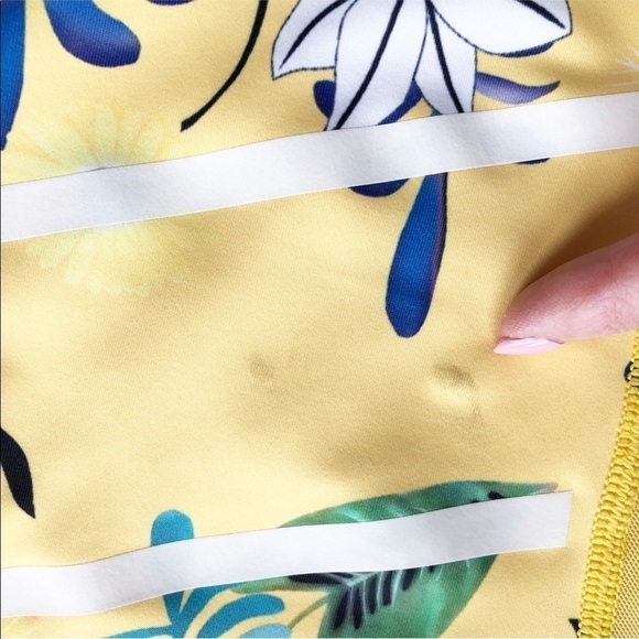 Zyia Reflective Light n Tight High Rise Leggings Yellow Floral 8/10 - Picture 12 of 13